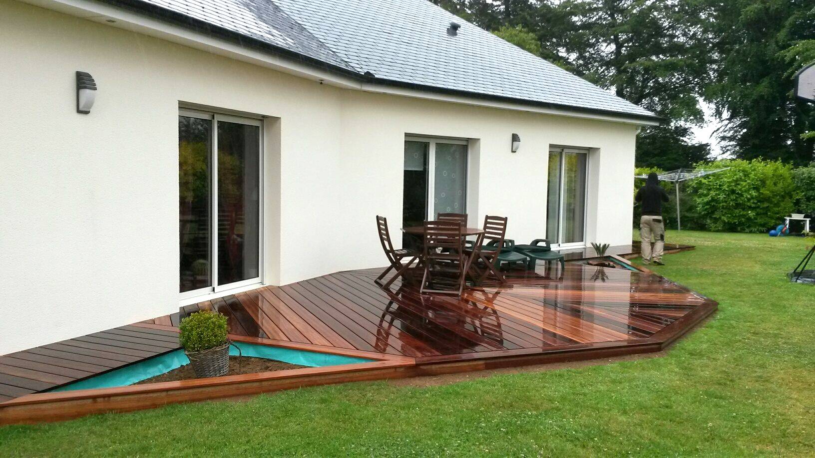 Réalisation d'une terrasse bois padouk prés de Goderville