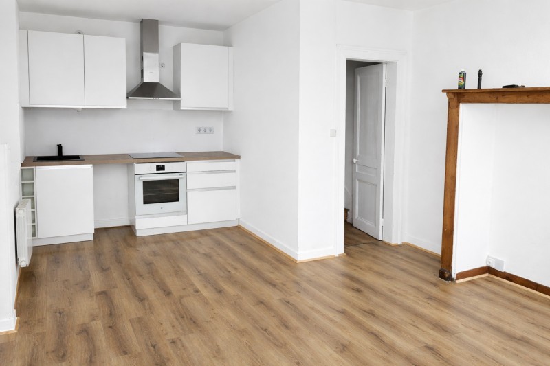 Fourniture et pose d’une cuisine aménagée moderne à Valmont près de Fécamp par FBBC